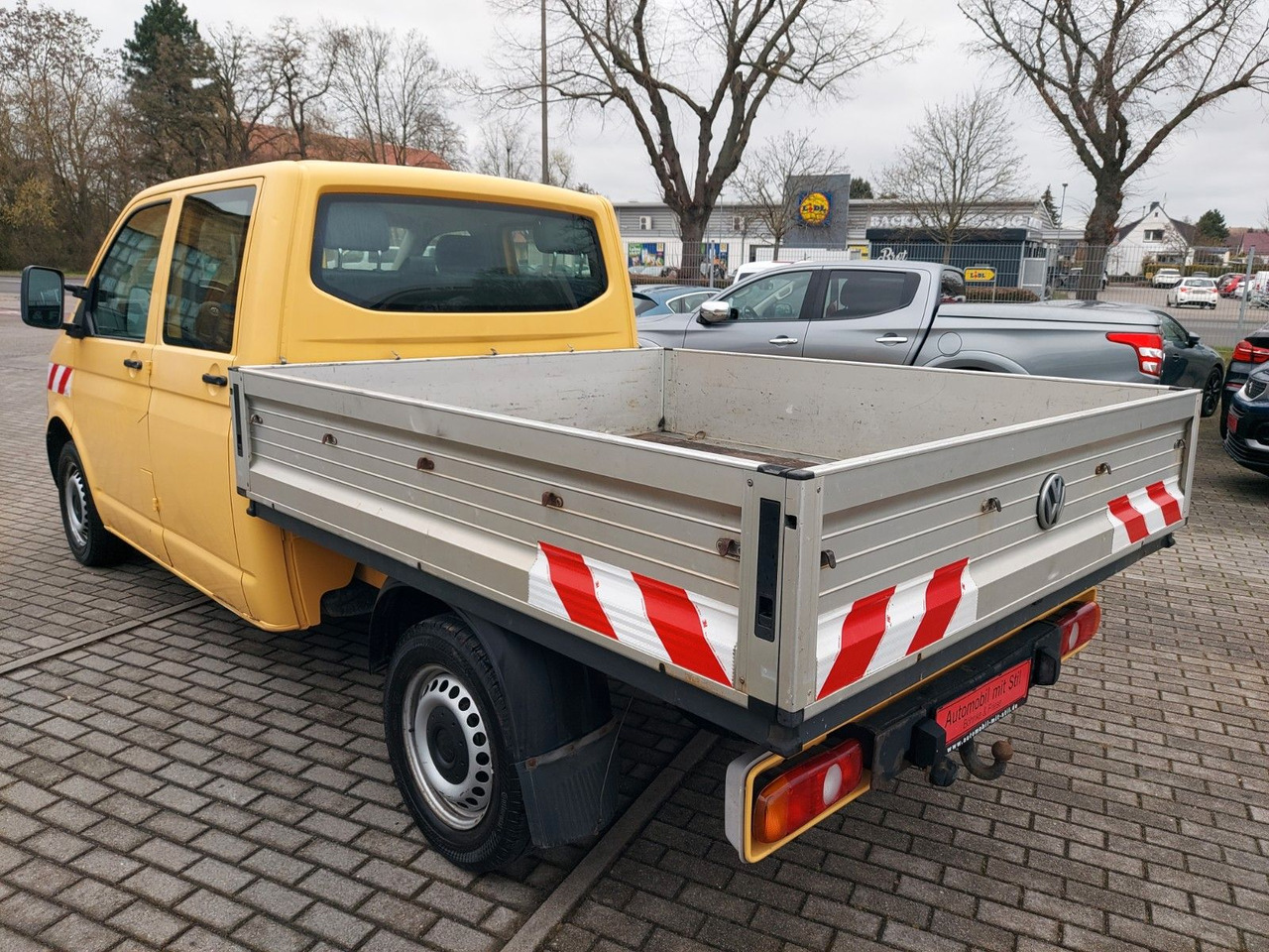Volkswagen T5 Pritsche Doppelkabine KLIMA NAVI 6 SITZE AHK - Furgoneta caja abierta, Furgoneta combi: foto 4 Volkswagen T5 Pritsche Doppelkabine KLIMA NAVI 6 SITZE AHK - Furgoneta caja abierta, Furgoneta combi: foto 4