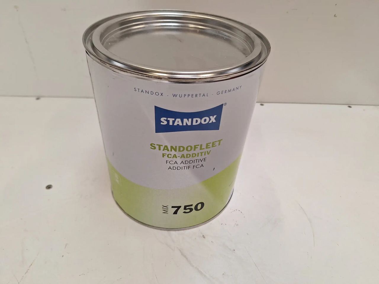 1 Dose Standofleet (Standox) - Equipo de taller: foto 1 1 Dose Standofleet (Standox) - Equipo de taller: foto 1