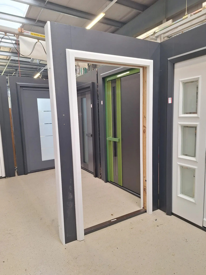 1 Posten Aufstände für Haustürenausstellung - Herramienta/ Equipo: foto 2 1 Posten Aufstände für Haustürenausstellung - Herramienta/ Equipo: foto 2