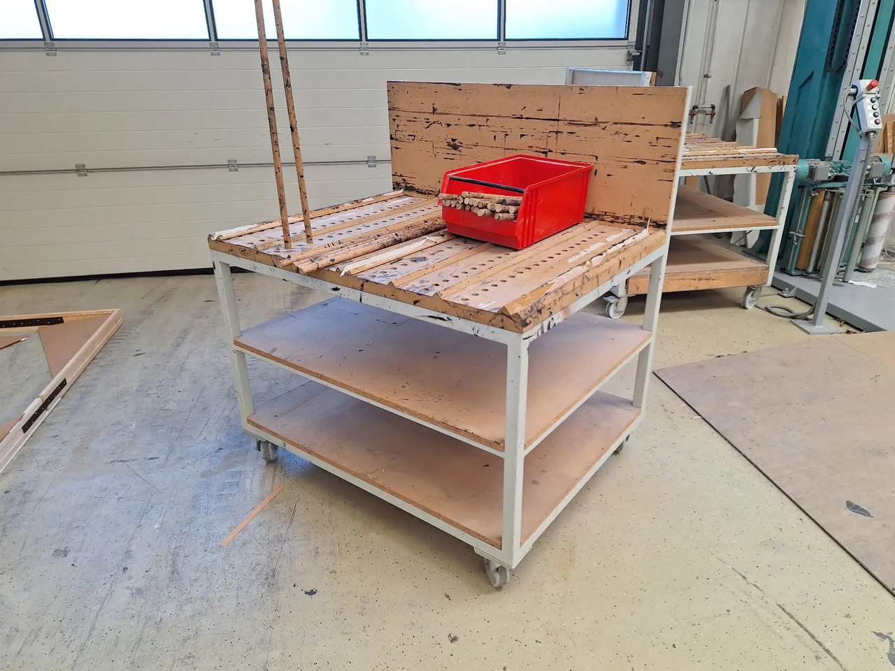 1 Stk. Arbeitstisch - Herramienta/ Equipo: foto 1 1 Stk. Arbeitstisch - Herramienta/ Equipo: foto 1