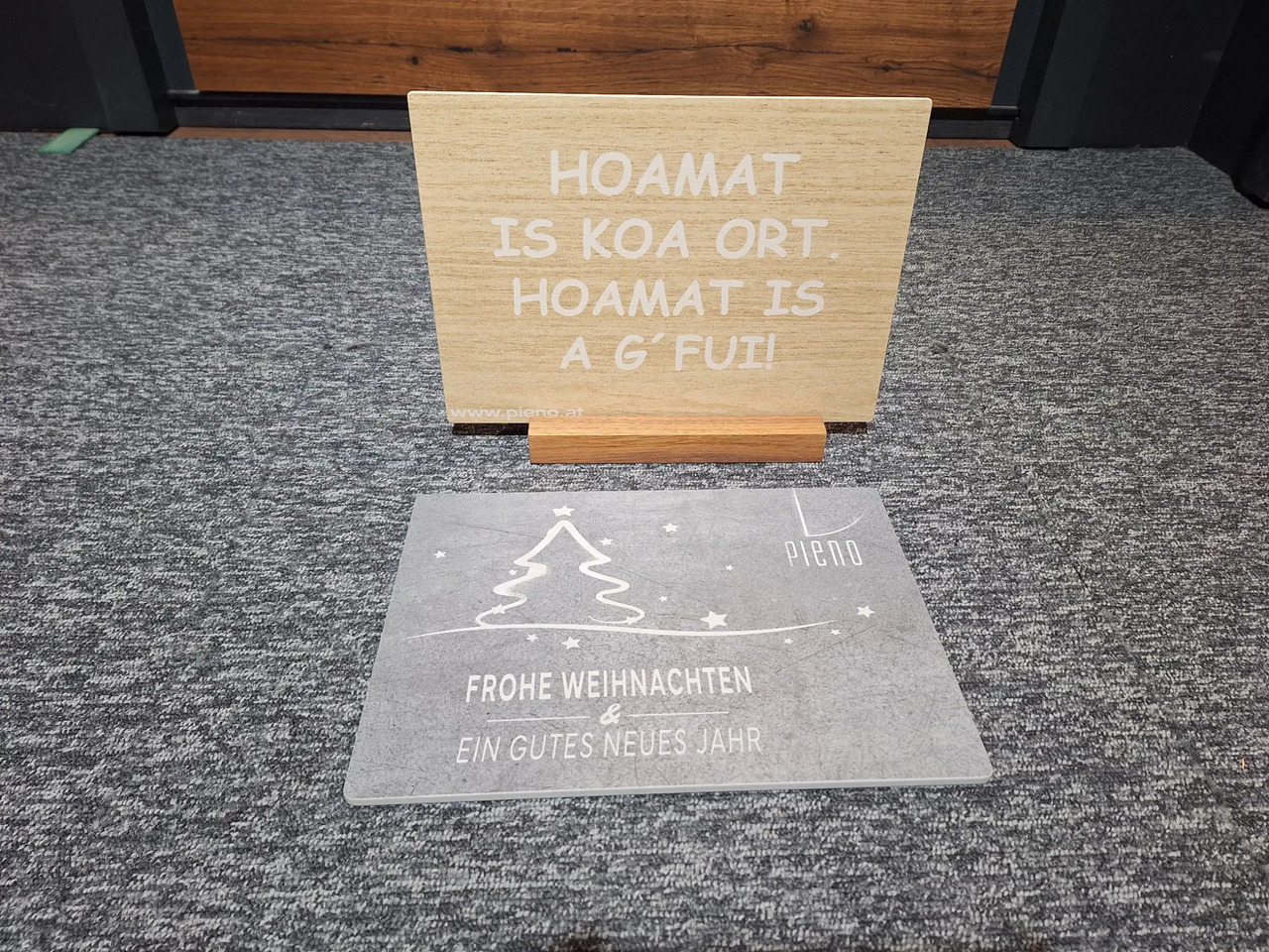 2 Stk. Schilder (Pieno) - Herramienta/ Equipo: foto 1 2 Stk. Schilder (Pieno) - Herramienta/ Equipo: foto 1