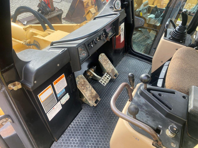 Caterpillar 953 C - Cargadora de cadenas: foto 5 Caterpillar 953 C - Cargadora de cadenas: foto 5