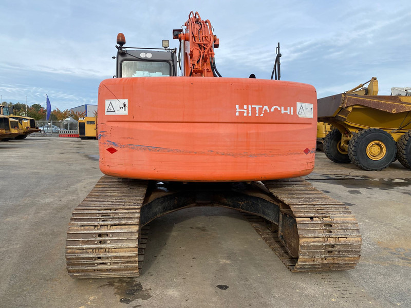 Hitachi ZX 225 USRLC NVT - Excavadora de cadenas: foto 4 Hitachi ZX 225 USRLC NVT - Excavadora de cadenas: foto 4