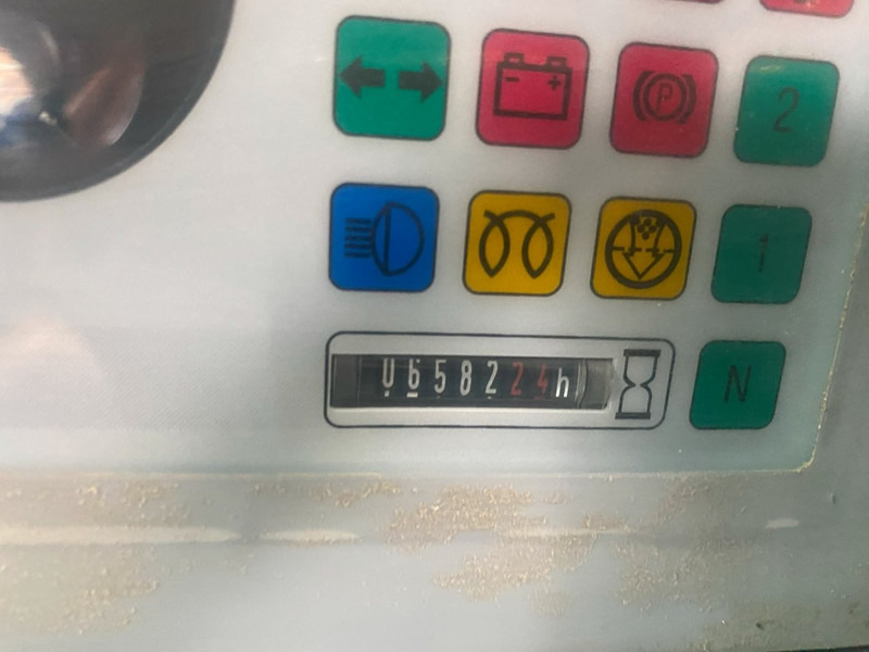 Cargadora de ruedas Liebherr L506 stereo NVT: foto 10