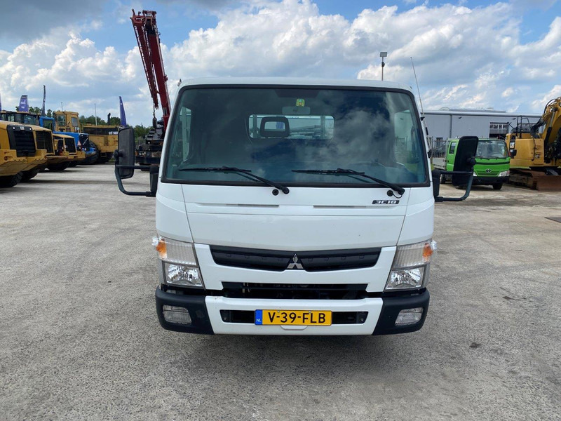 Mitsubishi Fuso Canter 3C18 NVT - Camión caja abierta: foto 4 Mitsubishi Fuso Canter 3C18 NVT - Camión caja abierta: foto 4