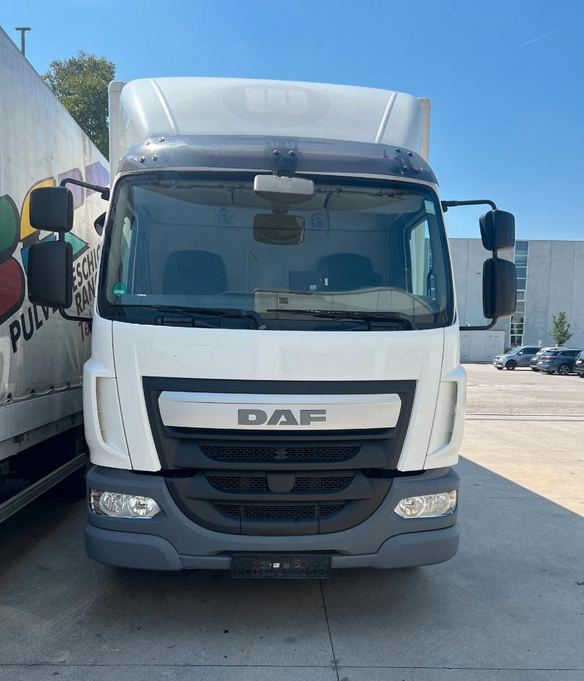 Daf lf 250 fa furgone 8 mt euro 6 - Camión caja cerrada: foto 3 Daf lf 250 fa furgone 8 mt euro 6 - Camión caja cerrada: foto 3