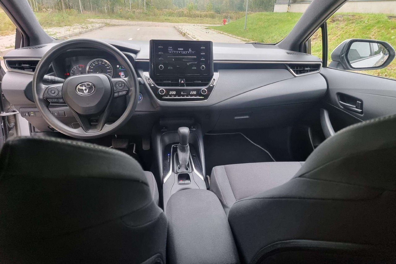 Toyota Corolla - Berlina: foto 3 Toyota Corolla - Berlina: foto 3