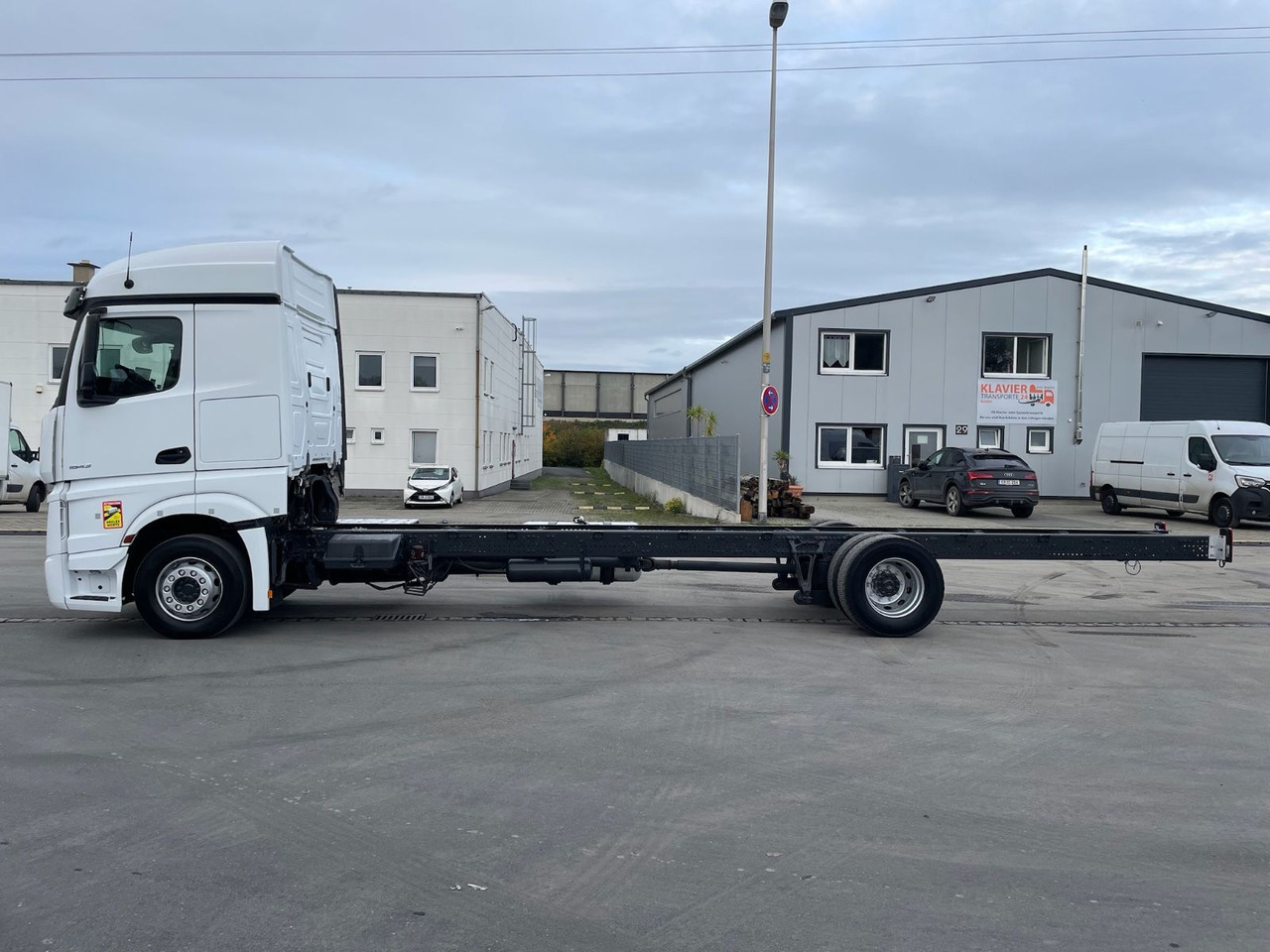 Mercedes-Benz Actros 4 1843 4x2 Fahrgestell/StandAC/ACC/EU6 - Camión chasis: foto 4 Mercedes-Benz Actros 4 1843 4x2 Fahrgestell/StandAC/ACC/EU6 - Camión chasis: foto 4