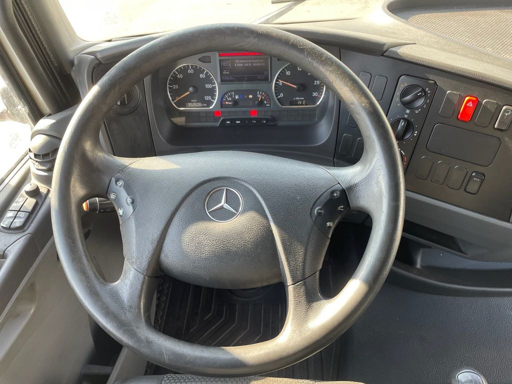 Furgoneta con lona Mercedes-Benz Atego 818 4x2 Pritsche+Plane/LBW/BärCargoliftEU5: foto 12