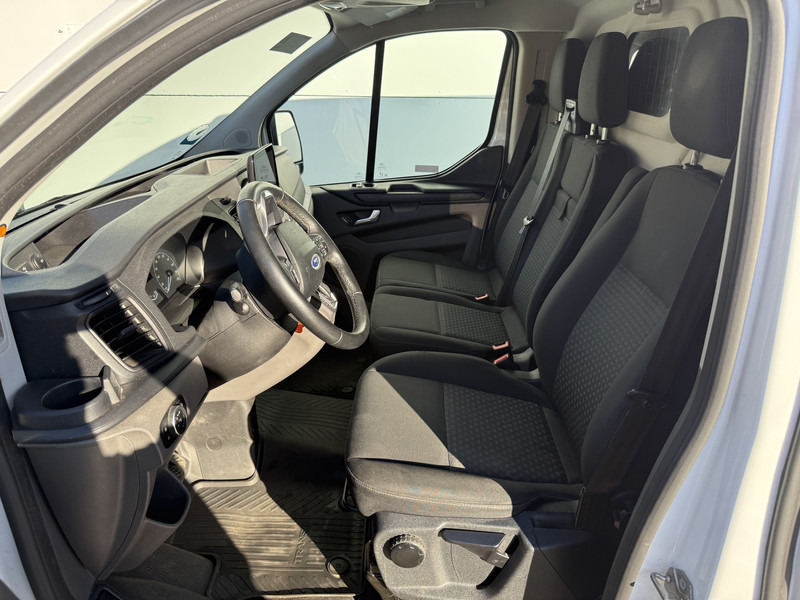 Ford Transit Custom 340 1.0 PHEV 120PK PHEV Benzine Automaat L1H1 LED Airco Cruise Control Navigatie Parkeersensoren voor achter - Furgoneta pequeña: foto 5 Ford Transit Custom 340 1.0 PHEV 120PK PHEV Benzine Automaat L1H1 LED Airco Cruise Control Navigatie Parkeersensoren voor achter - Furgoneta pequeña: foto 5