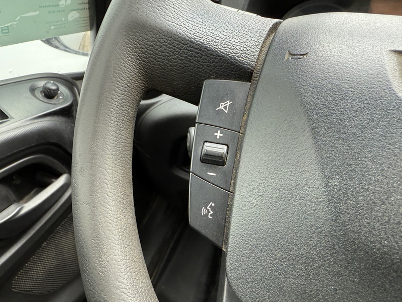 Arrendamiento de Iveco Daily 35C12 2.3 Kipper Dubbellucht 3.5t Trekhaak Airco Cruise Control Luchtgeveerde stoel Iveco Daily 35C12 2.3 Kipper Dubbellucht 3.5t Trekhaak Airco Cruise Control Luchtgeveerde stoel: foto 16