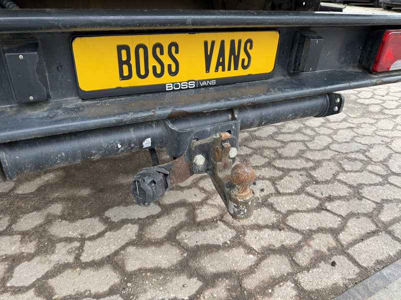 Arrendamiento de Iveco Daily 35C12 2.3 Kipper Dubbellucht 3.5t Trekhaak Airco Cruise Control Luchtgeveerde stoel Iveco Daily 35C12 2.3 Kipper Dubbellucht 3.5t Trekhaak Airco Cruise Control Luchtgeveerde stoel: foto 13