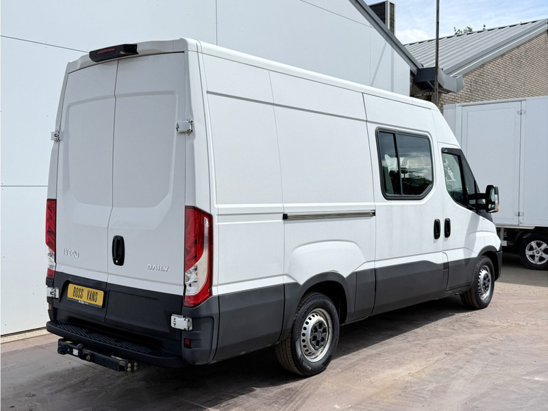 Iveco Daily 35S14 2.3 L2H2 Dubbele Cabine 7 Stoelen Mixto DoKa Airco Cruise Control Trekhaak 3.5t Lucht geveerde stoel - Furgón, Furgoneta combi: foto 3 Iveco Daily 35S14 2.3 L2H2 Dubbele Cabine 7 Stoelen Mixto DoKa Airco Cruise Control Trekhaak 3.5t Lucht geveerde stoel - Furgón, Furgoneta combi: foto 3