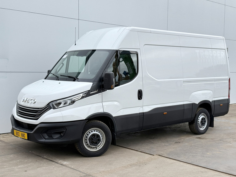 Iveco Daily 35S16 2.3 Laadklep Automaat LED Climate Control Cruise Control Camera Navigatie - Furgón: foto 2 Iveco Daily 35S16 2.3 Laadklep Automaat LED Climate Control Cruise Control Camera Navigatie - Furgón: foto 2