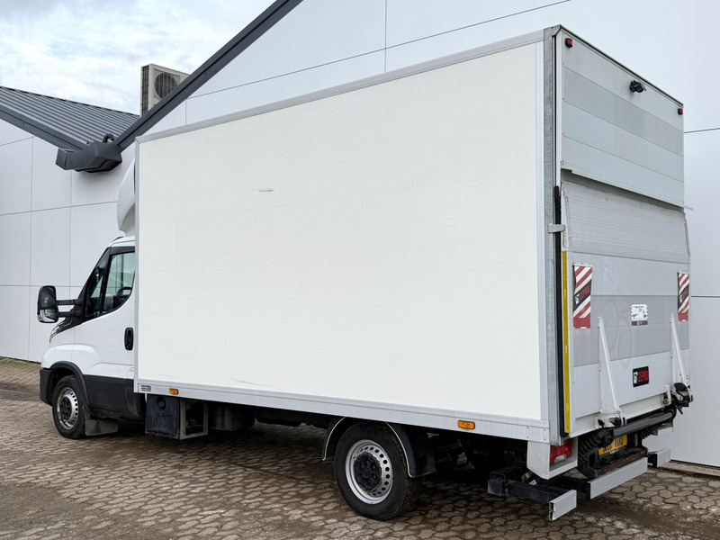 Iveco Daily 35S18 3.0 Laadklep Automaat LED Climate Control Adaptieve Cruise Control Standkachel Camera Navigatie - Furgoneta caja cerrada: foto 2 Iveco Daily 35S18 3.0 Laadklep Automaat LED Climate Control Adaptieve Cruise Control Standkachel Camera Navigatie - Furgoneta caja cerrada: foto 2