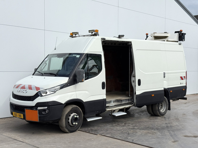 Iveco Daily 70C17 3.0 **Engine Broken** 3.0L L4H2 Dubbellucht Airco Cruise Control Dubbele Schuifdeuren Trekhaak 3.5t Tachograaf - Furgón: foto 2 Iveco Daily 70C17 3.0 **Engine Broken** 3.0L L4H2 Dubbellucht Airco Cruise Control Dubbele Schuifdeuren Trekhaak 3.5t Tachograaf - Furgón: foto 2