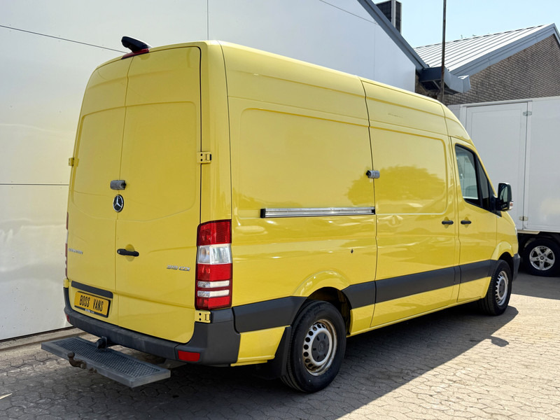 Mercedes-Benz Sprinter 319 3.0 CDI V6 Automaat L2H2 Climate Control Cruise Control Trekhaak Camera Stoelverwarming - Furgón: foto 3 Mercedes-Benz Sprinter 319 3.0 CDI V6 Automaat L2H2 Climate Control Cruise Control Trekhaak Camera Stoelverwarming - Furgón: foto 3
