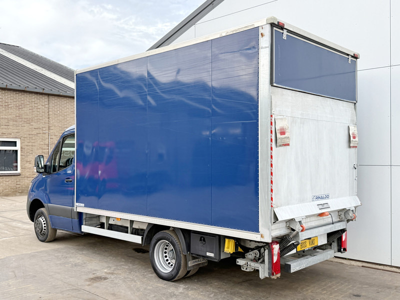 Mercedes-Benz Sprinter 417 1.9 CDI Laadklep 1000kg Dubbellucht Climate Control Carplay - Furgoneta caja cerrada: foto 2 Mercedes-Benz Sprinter 417 1.9 CDI Laadklep 1000kg Dubbellucht Climate Control Carplay - Furgoneta caja cerrada: foto 2
