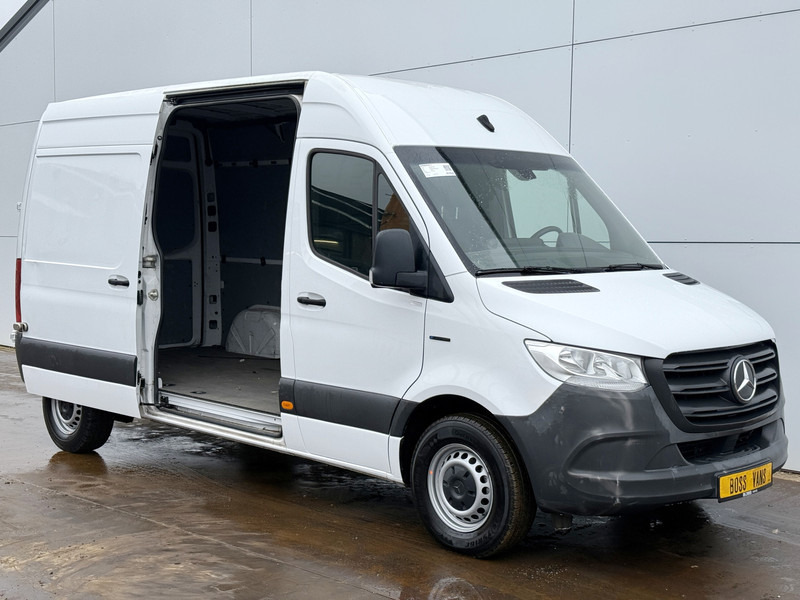 Mercedes-Benz eSprinter 312 ALL-IN PRIJS L2H2 55kWh 168km WLTP 80kw Snelladen Climate Control Stoelverwarming - Furgón, Furgoneta eléctrica: foto 5 Mercedes-Benz eSprinter 312 ALL-IN PRIJS L2H2 55kWh 168km WLTP 80kw Snelladen Climate Control Stoelverwarming - Furgón, Furgoneta eléctrica: foto 5