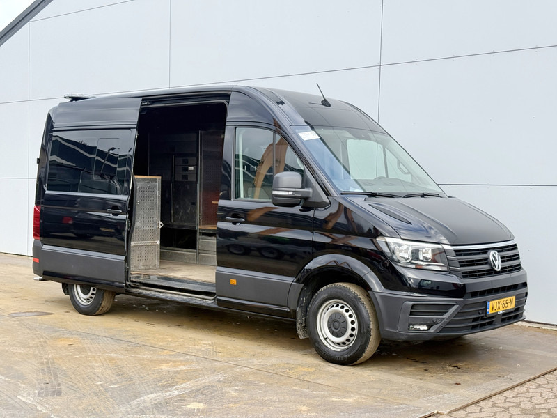 Volkswagen Crafter 2.0 TDI 140PK Automaat L3H3 Airco Cruise Control Elektrische Schuifdeur Trekhaak Camera Carplay Parkeersensoren voor achter - Furgón: foto 5 Volkswagen Crafter 2.0 TDI 140PK Automaat L3H3 Airco Cruise Control Elektrische Schuifdeur Trekhaak Camera Carplay Parkeersensoren voor achter - Furgón: foto 5