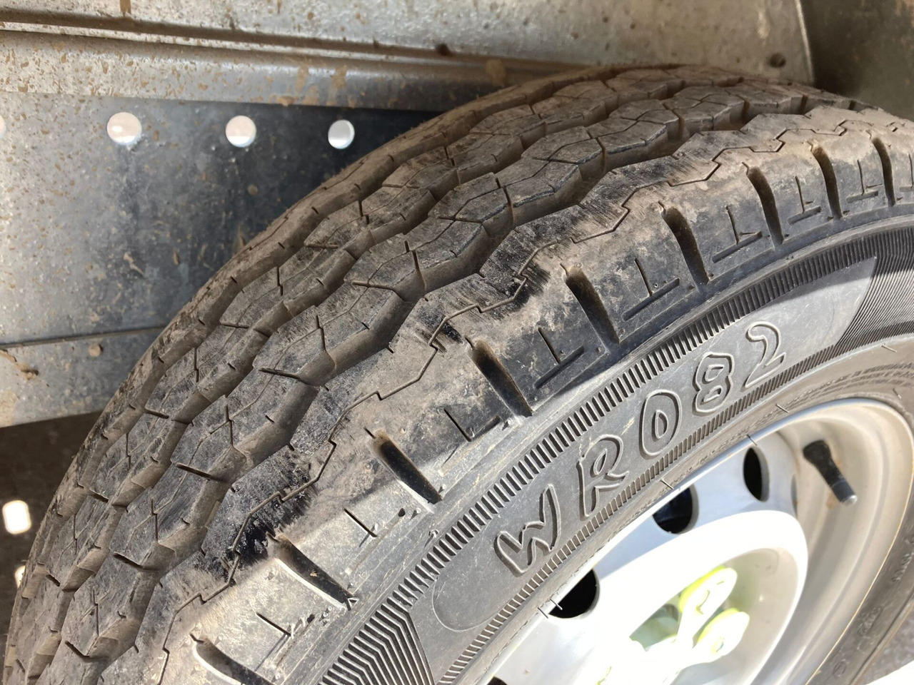 Arrendamiento de  Brian James Trailers T-02-T Brian James Trailers T-02-T: foto 19