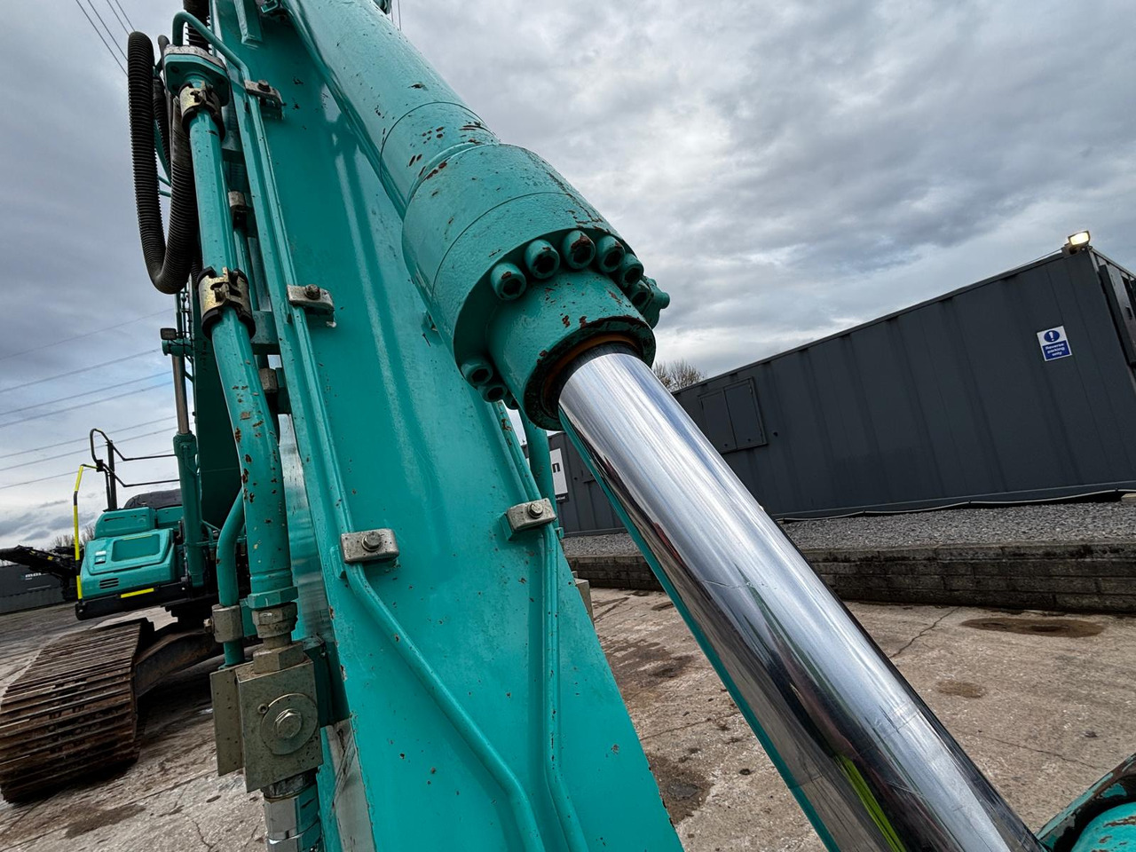 Excavadora de cadenas Kobelco SK210LC-11: foto 11 Excavadora de cadenas Kobelco SK210LC-11: foto 11