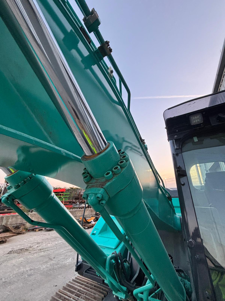 Excavadora de cadenas Kobelco SK210LC-11: foto 15