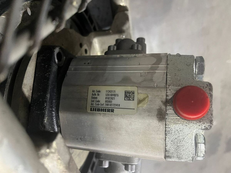 Liebherr R926 / R920 / R918 / LO1920 / LOS918 / LOS920 / LOS926 / A914 / A916 / LH22- R 926 / R 920 / R 918 / LO 1920 / LOS 918 / LOS 920 - Ventilador: foto 3 Liebherr R926 / R920 / R918 / LO1920 / LOS918 / LOS920 / LOS926 / A914 / A916 / LH22- R 926 / R 920 / R 918 / LO 1920 / LOS 918 / LOS 920 - Ventilador: foto 3