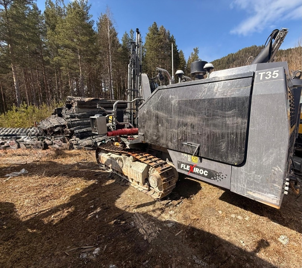 Atlas Copco FLEXIROC T35R-01 - Perforadora: foto 3 Atlas Copco FLEXIROC T35R-01 - Perforadora: foto 3