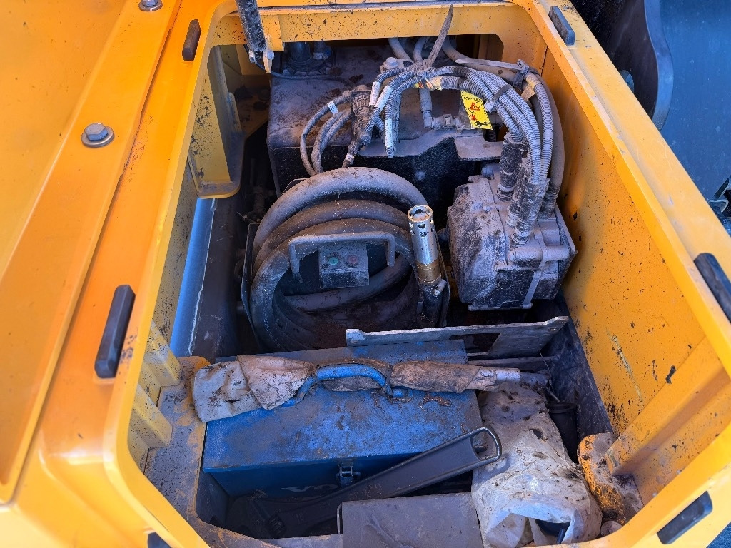 Excavadora de cadenas Volvo EC220EL: foto 28