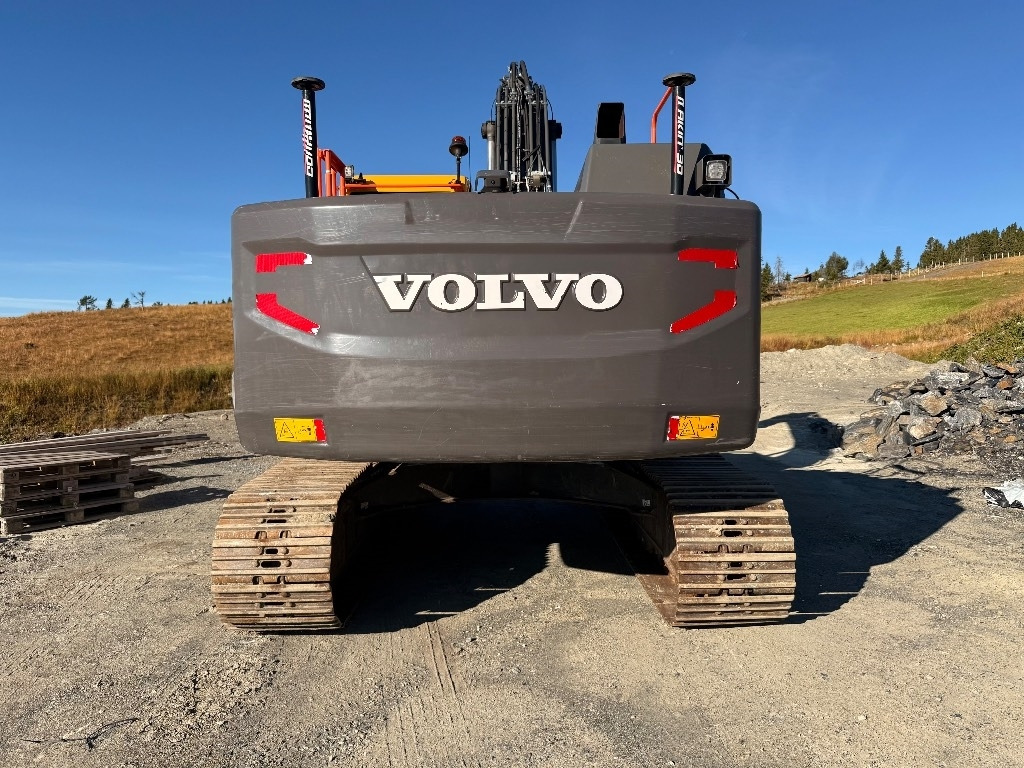 Excavadora de cadenas Volvo EC220EL: foto 9