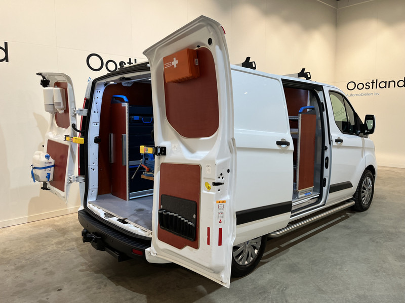 Ford Transit Custom 340 2.0 TDCI L1H1 Trend 130 PK Servicebus / Sortimo Inrichting / Euro 6 / Schuifdeur L + R / 220V. / Airco / Cruise Control / PDC / CarPlay / Trekhaak / Navigatie / - Furgoneta pequeña: foto 2 Ford Transit Custom 340 2.0 TDCI L1H1 Trend 130 PK Servicebus / Sortimo Inrichting / Euro 6 / Schuifdeur L + R / 220V. / Airco / Cruise Control / PDC / CarPlay / Trekhaak / Navigatie / - Furgoneta pequeña: foto 2