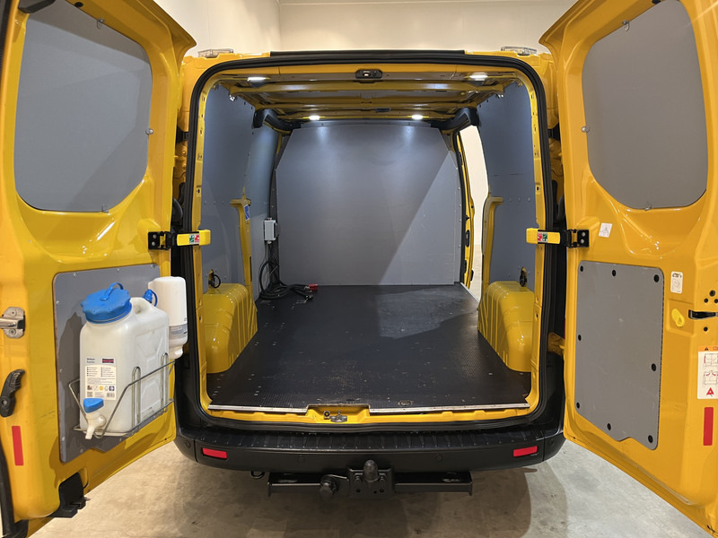 Ford Transit Custom 340 2.0 TDCI L2H1 Trend 130 PK / Euro 6 / Airco / Cruise Control / PDC / Trekhaak - Furgoneta pequeña: foto 5 Ford Transit Custom 340 2.0 TDCI L2H1 Trend 130 PK / Euro 6 / Airco / Cruise Control / PDC / Trekhaak - Furgoneta pequeña: foto 5