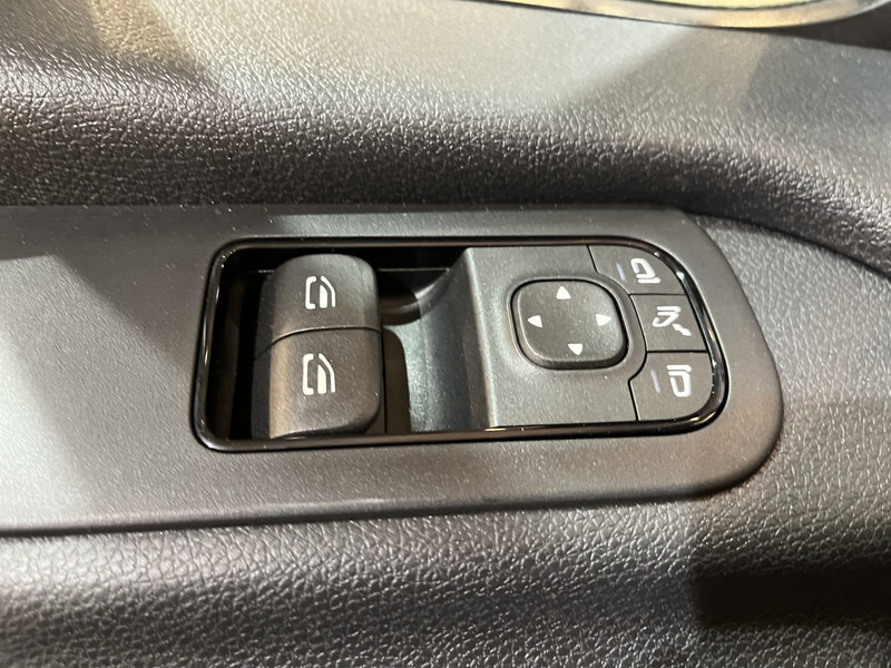 Furgón Mercedes-Benz Sprinter 311 CDI L2H2 RWD / Euro 6 / Servicebus / Bott inrichting / 220V / Airco / Oprijplaat / Compressor / CarPlay / Camera: foto 17