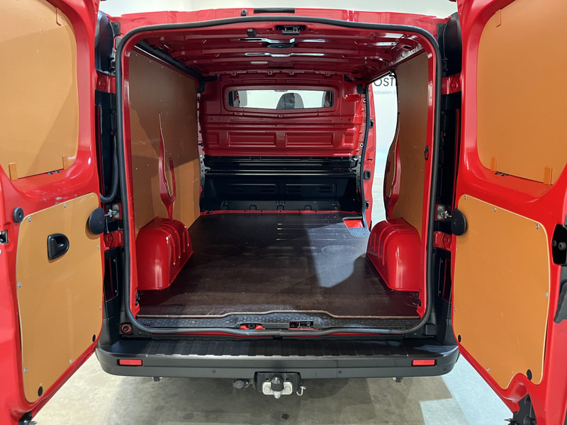 Renault Trafic 2.0 dCi 170 PK L1H1 / Euro 6 / Airco / Cruise Control / PDC / CarPlay / Navigatie / Trekhaak / LED / 3-Zits - Furgoneta pequeña: foto 5 Renault Trafic 2.0 dCi 170 PK L1H1 / Euro 6 / Airco / Cruise Control / PDC / CarPlay / Navigatie / Trekhaak / LED / 3-Zits - Furgoneta pequeña: foto 5
