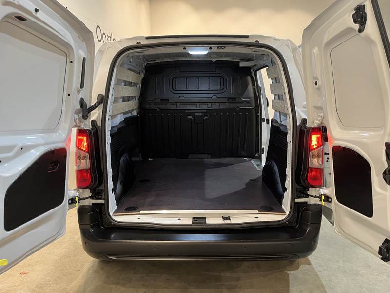 Toyota PROACE CITY Electric Live 50 kWh / 100% elektrisch !! / CCS Snellader / Airco / Cruise Control / CarPlay / Navigatie / Camera / 6.200 KM !! Z.G.A.N. / BPM VRIJ !! - Furgoneta pequeña, Furgoneta eléctrica: foto 5 Toyota PROACE CITY Electric Live 50 kWh / 100% elektrisch !! / CCS Snellader / Airco / Cruise Control / CarPlay / Navigatie / Camera / 6.200 KM !! Z.G.A.N. / BPM VRIJ !! - Furgoneta pequeña, Furgoneta eléctrica: foto 5