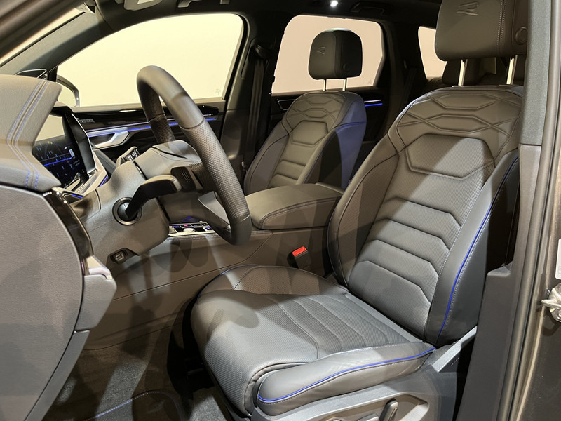 SUV/ Todoterreno Volkswagen Touareg R 3.0 TSi 462 PK eHybrid 4MOTION Full Options / Luchtvering / IQ Matrix / 360 Camera / Panoramadak / Head-Up / Leder / Stoelventilatie / Stoelverwarming: foto 6