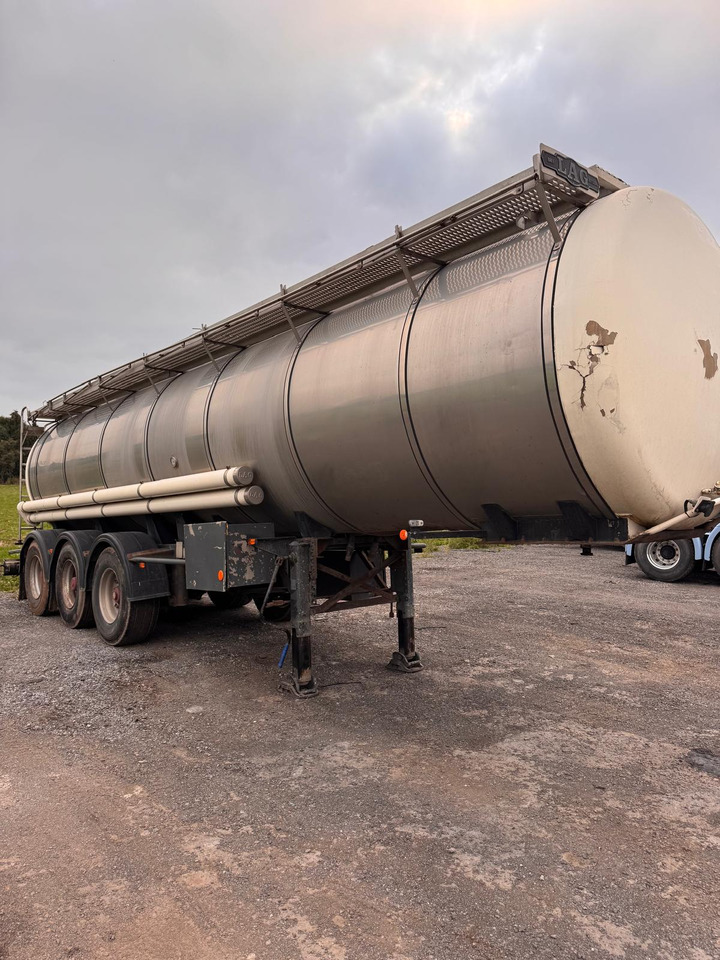 LAG - Semirremolque cisterna: foto 2 LAG - Semirremolque cisterna: foto 2
