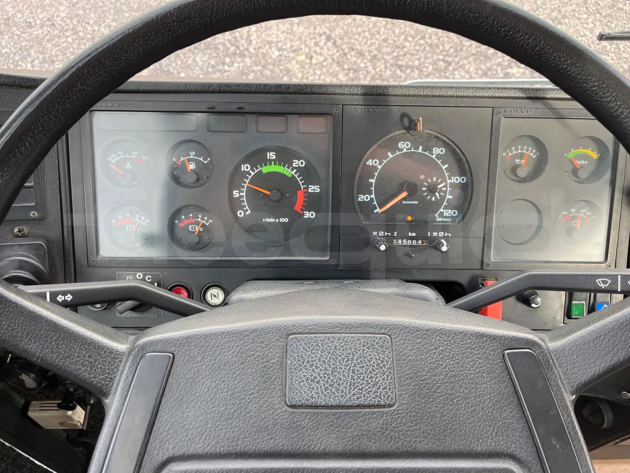 Volvo B10M - Autobús: foto 3 Volvo B10M - Autobús: foto 3