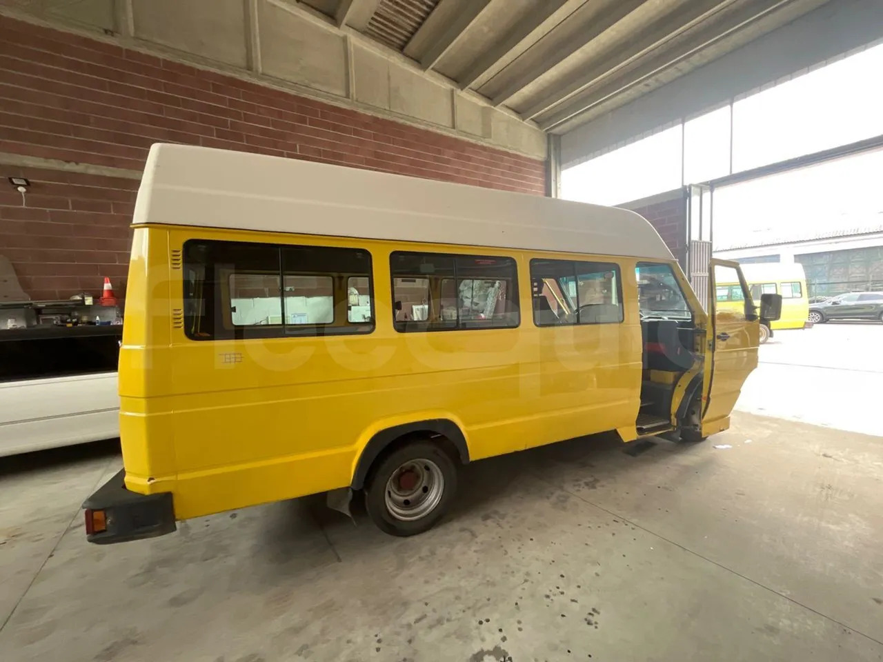 Arrendamiento de  Iveco Daily Iveco Daily: foto 8