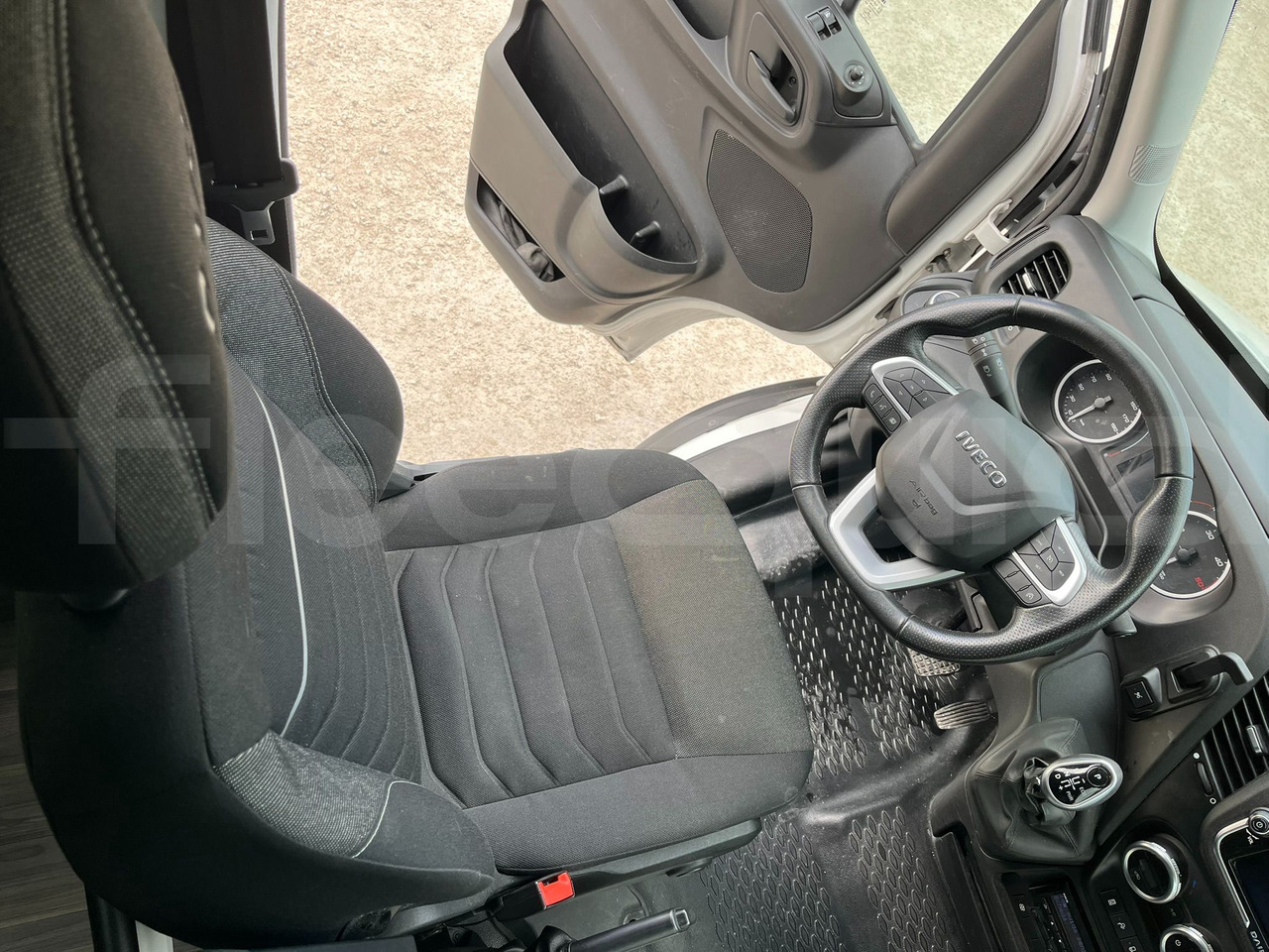 Arrendamiento de  Iveco Daily Iveco Daily: foto 12