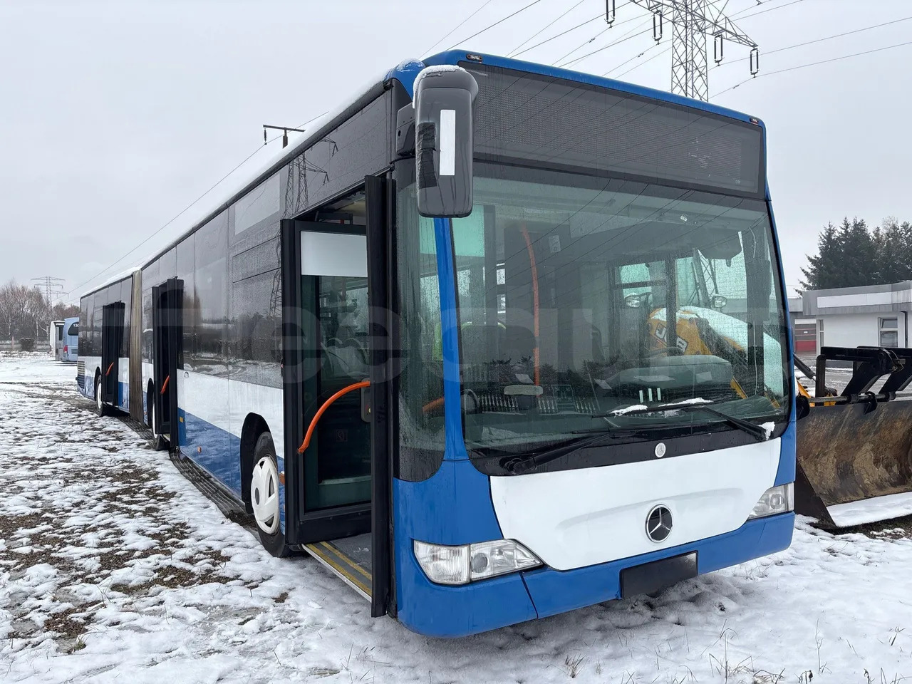 Autobús articulado Mercedes-Benz O 530: foto 10 Autobús articulado Mercedes-Benz O 530: foto 10