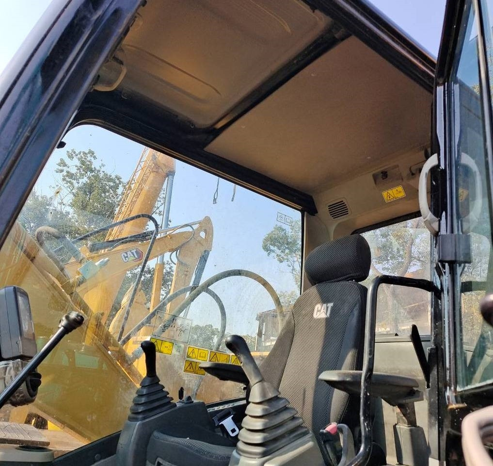 CAT 313D2GC - Excavadora de cadenas: foto 4 CAT 313D2GC - Excavadora de cadenas: foto 4