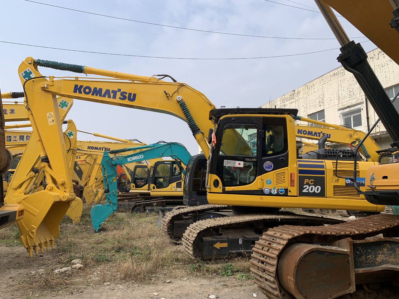 KOMATSU PC200-8 - Excavadora de cadenas: foto 1 KOMATSU PC200-8 - Excavadora de cadenas: foto 1