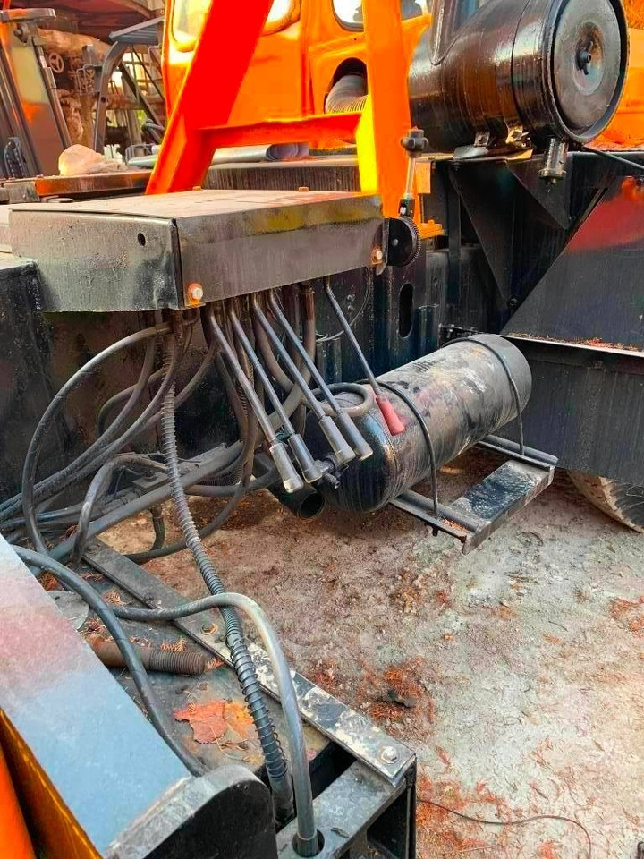 Kato NK 250 E - Grúa todo terreno: foto 5 Kato NK 250 E - Grúa todo terreno: foto 5