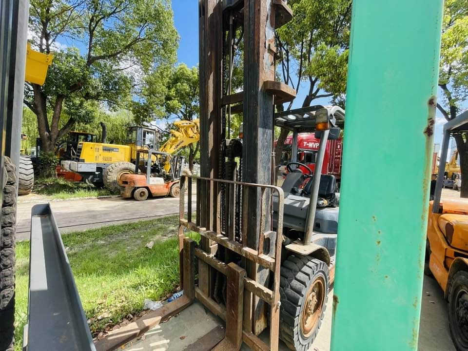 Komatsu 30 series - Carretilla elevadora de gas: foto 4 Komatsu 30 series - Carretilla elevadora de gas: foto 4