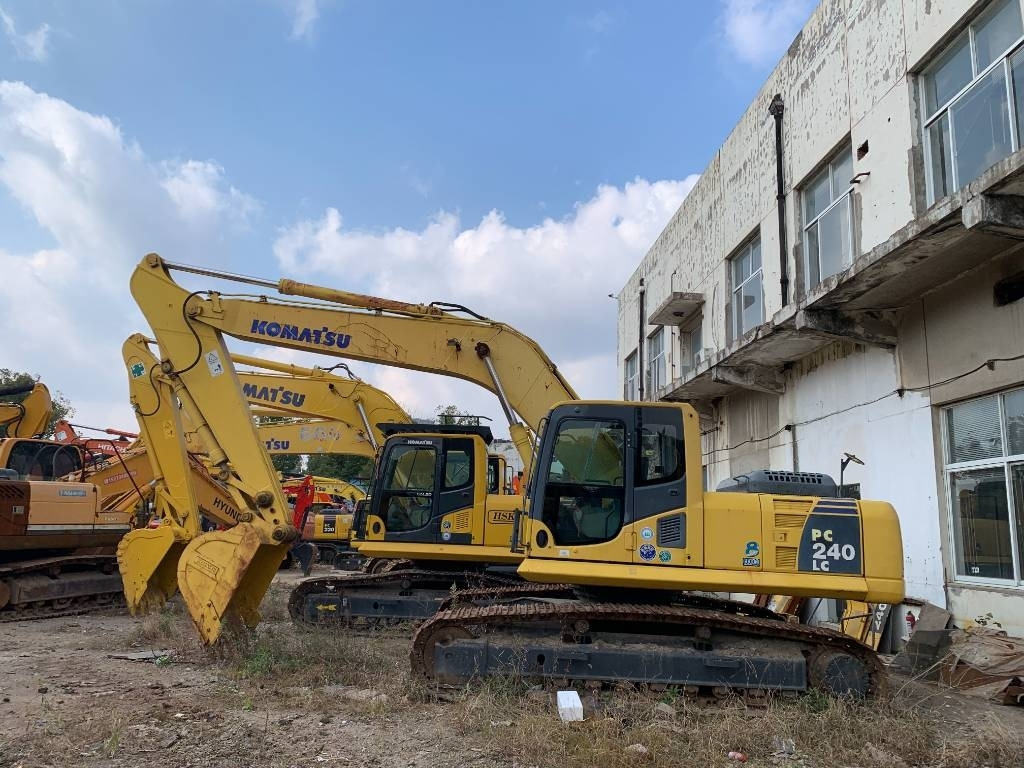 Komatsu PC 240 - Excavadora de cadenas: foto 2 Komatsu PC 240 - Excavadora de cadenas: foto 2