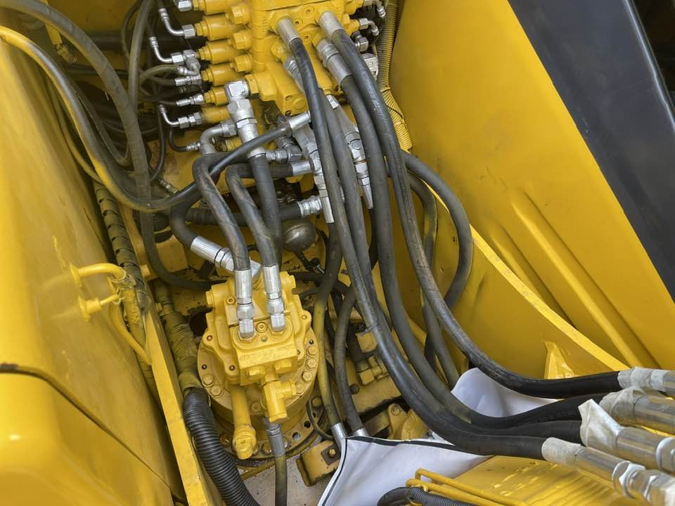 Komatsu PC130 - Miniexcavadora: foto 2 Komatsu PC130 - Miniexcavadora: foto 2