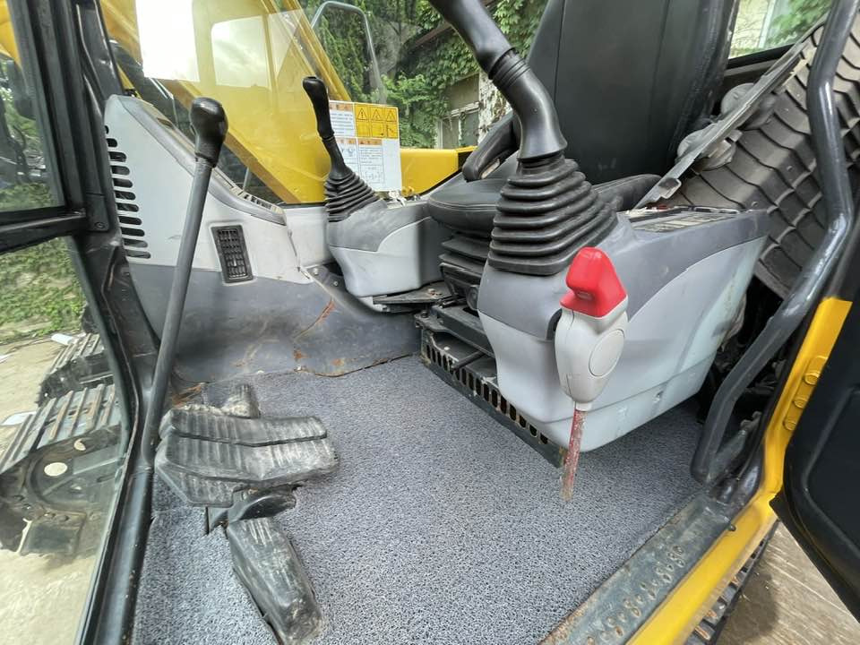 Komatsu PC130 - Miniexcavadora: foto 3 Komatsu PC130 - Miniexcavadora: foto 3