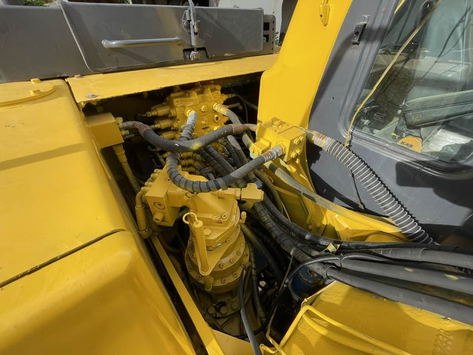 Komatsu PC160LC-7/-8 - Excavadora de ruedas: foto 4 Komatsu PC160LC-7/-8 - Excavadora de ruedas: foto 4